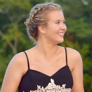 Meet your Posher, Julia